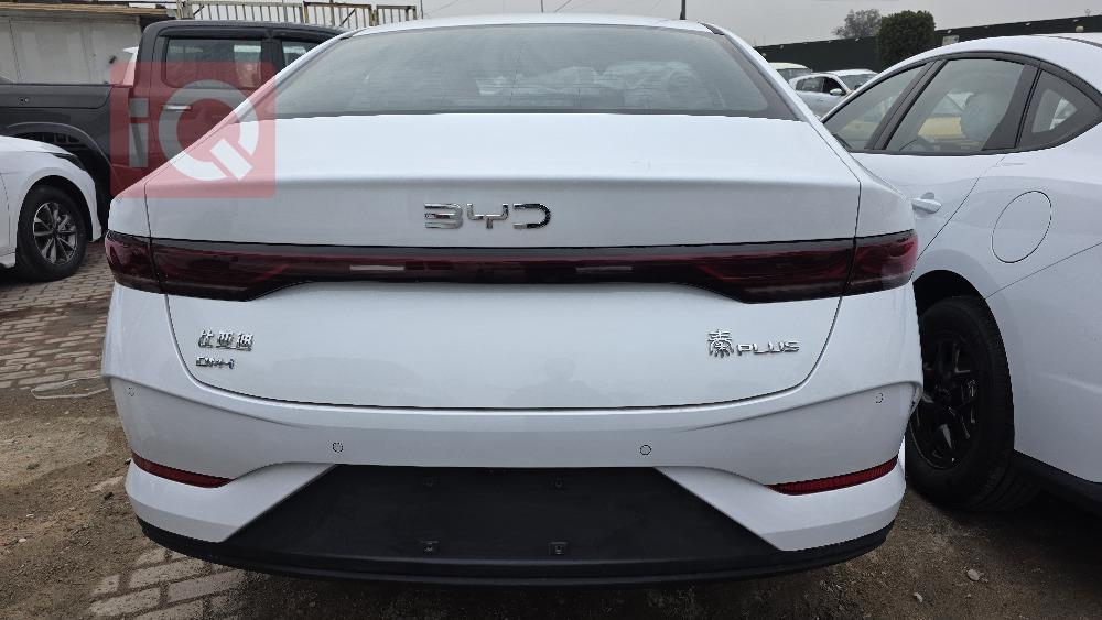 بی وای دی Qin Plus